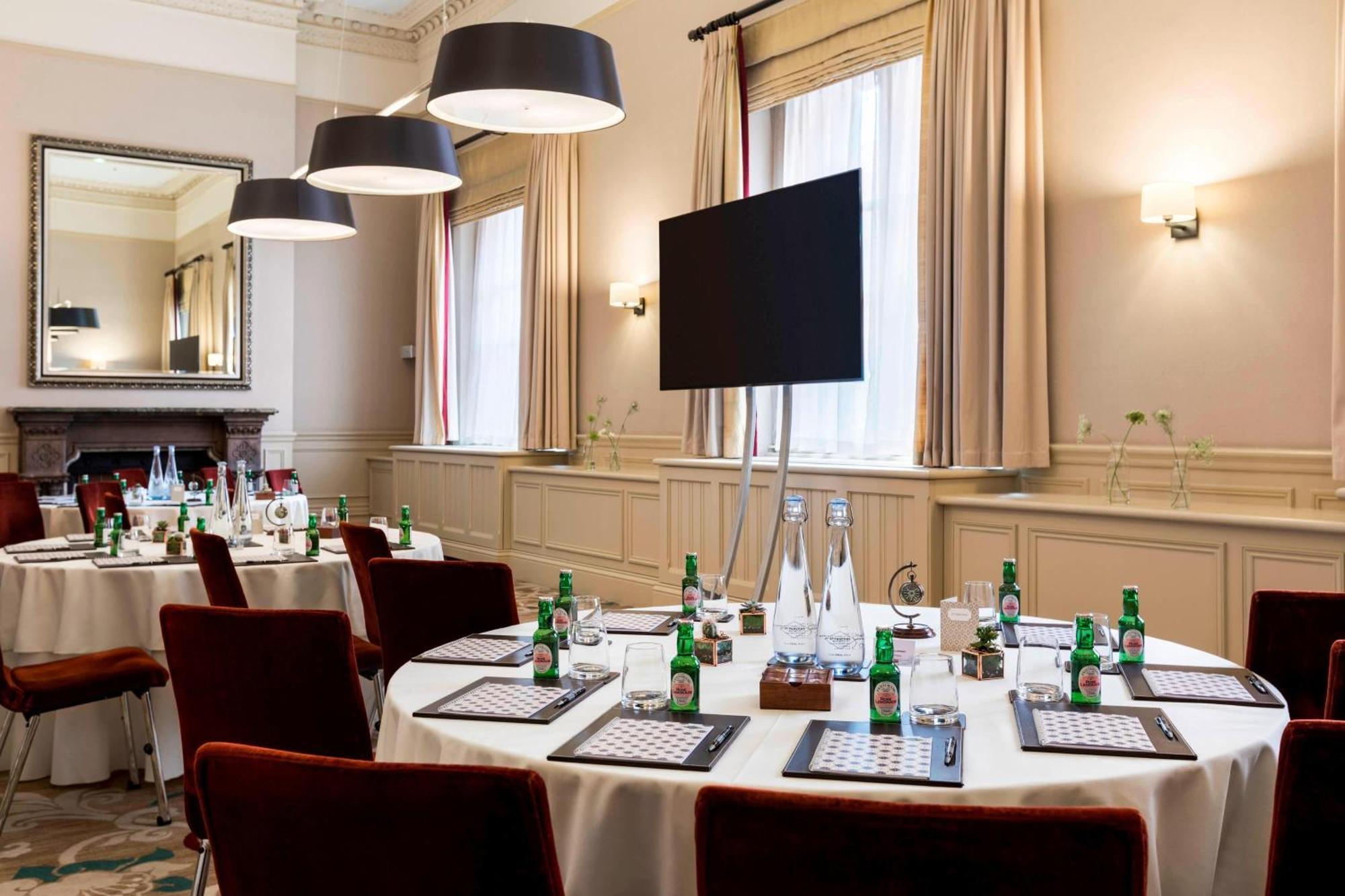 St. Pancras Renaissance Hotel Лондон Экстерьер фото The meeting room