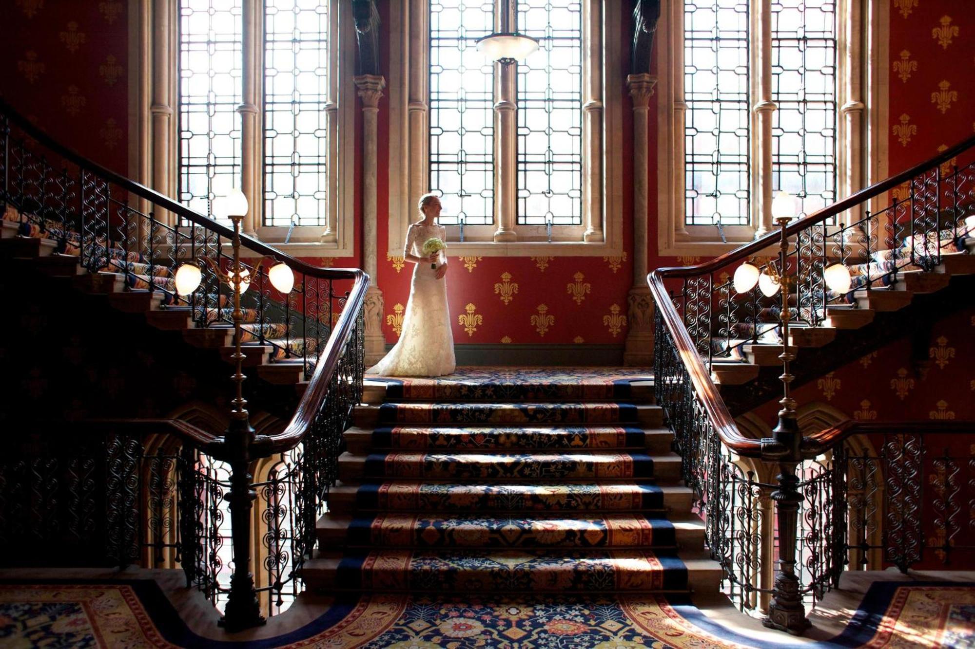 St. Pancras Renaissance Hotel Лондон Экстерьер фото The staircase