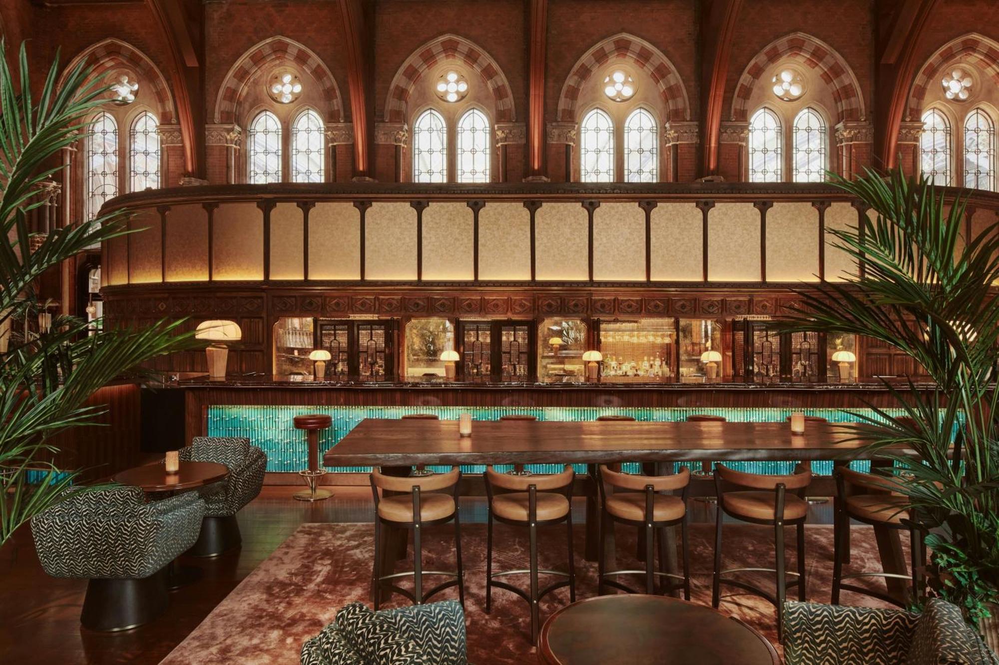 St. Pancras Renaissance Hotel Лондон Экстерьер фото The interior of the bar